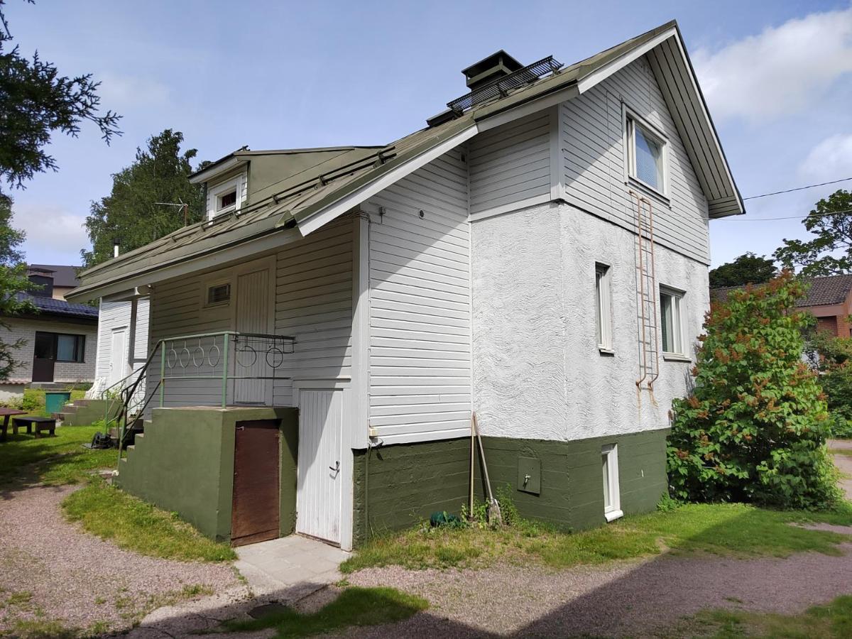 Kalle'S Unluxury Guest House Cl0Sed From 1St Of Feb 2025 Helsinki Exterior photo