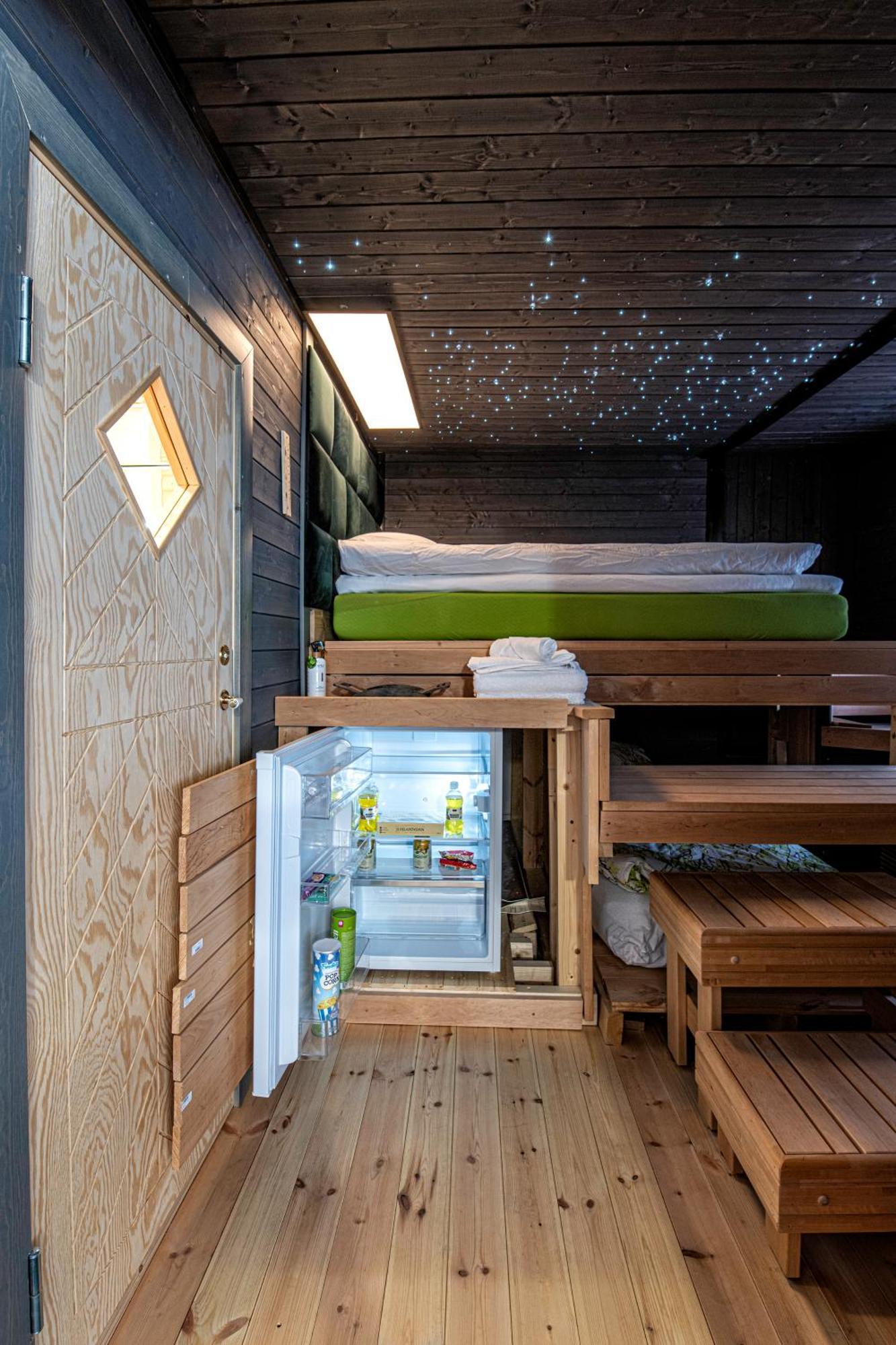 Kalle'S Unluxury Guest House Cl0Sed From 1St Of Feb 2025 Helsinki Exterior photo
